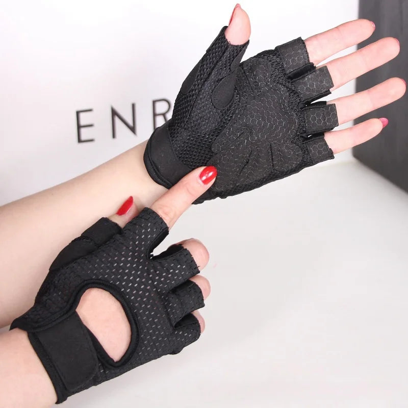 Breathable Anti-Slip Fingerless Training Gloves For Women Oppyi