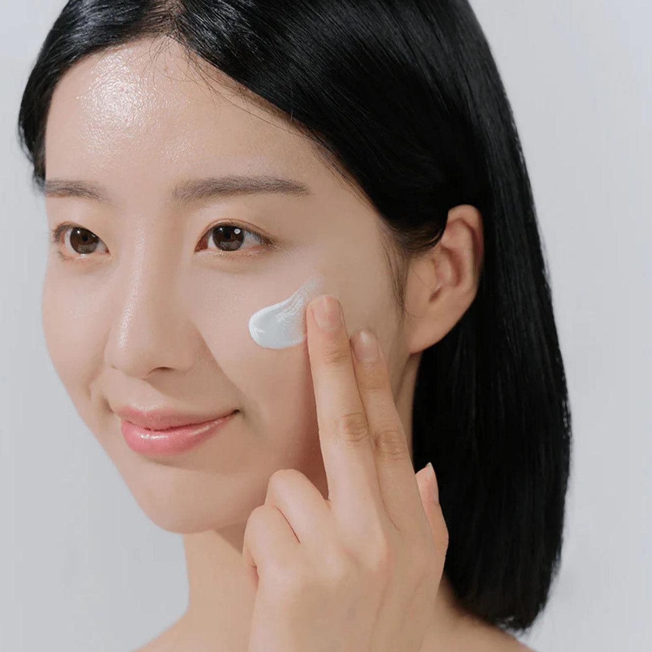 Madagascar Centella Hyalu-Cica Water-Fit Sun Serum - ML